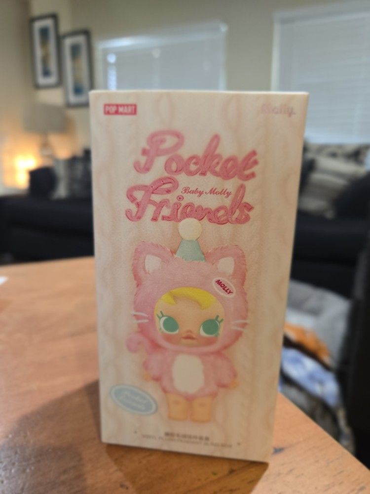 Pocket Friends Baby Molly Pop Mart