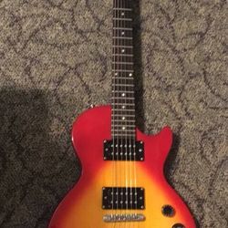 Fully Repaired  Guitar W Amp 