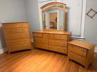 Stanley furniture Queen Bedroom Set