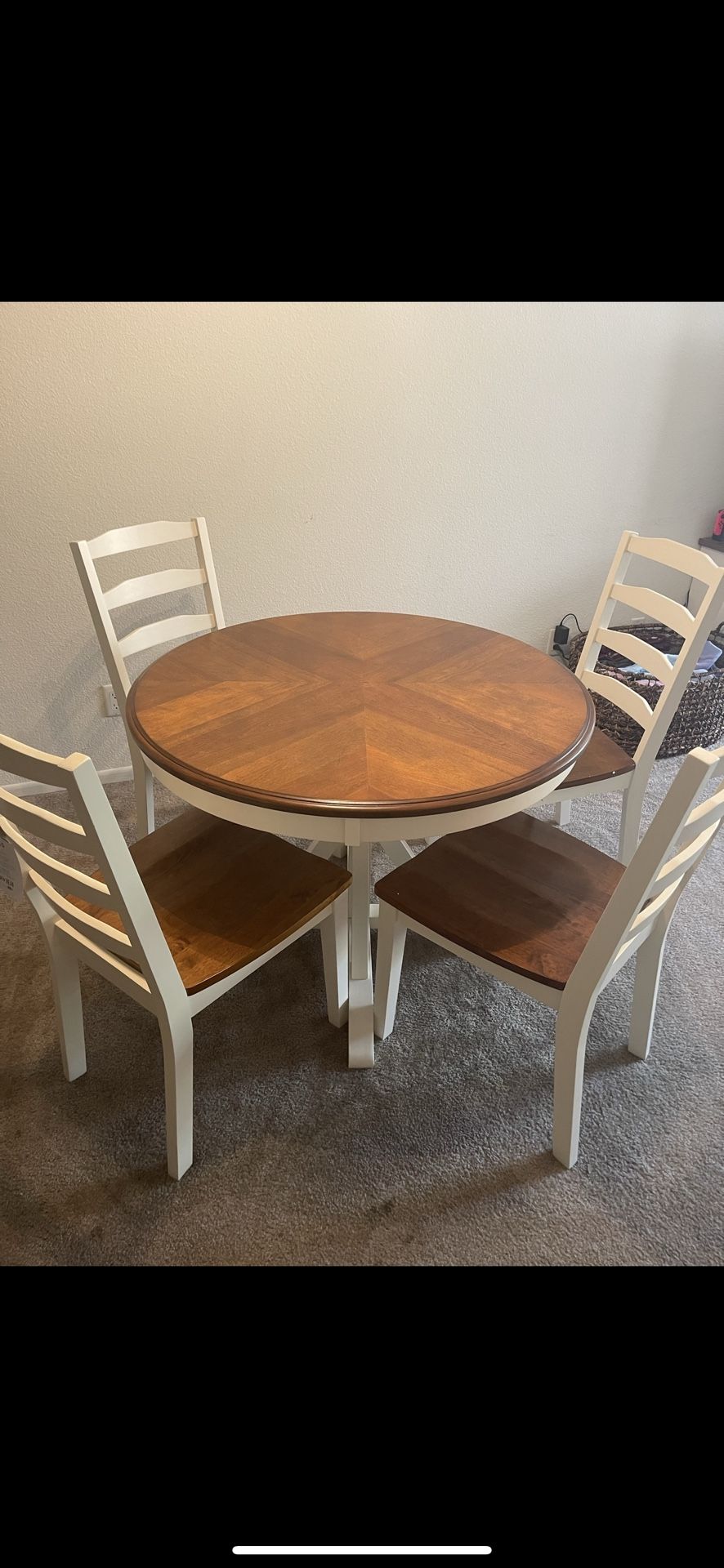 Dining Table Set 