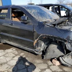 2016 Jeep Srt 6.4  Available For Parts