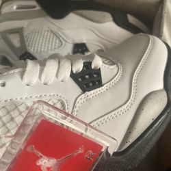 Jordan 4s White Cement