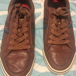 Men’s Levi’s Tenis Size 9 