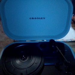 Crosley Record Player And Bluetooth 
