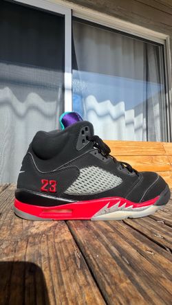 Air Jordan 5 Retro “Top 3” - Size 13
