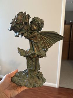 Decorative statue