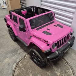 Like. New.  Electric. 2. Speed. Whit. Reverza. $365