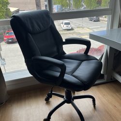 Desk Chair With Upgraded Roller Blade Wheels