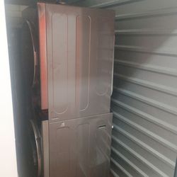 Washer dryer combo set (used)
