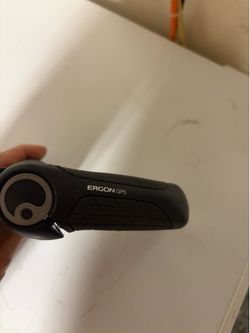 Ergon GP5 locking handlebar grips- large
