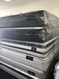 Serta and BeautyRest Mattresses