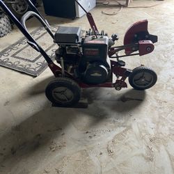 Briggs And Strat Edger