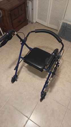 Medical drive 4 wheel walker