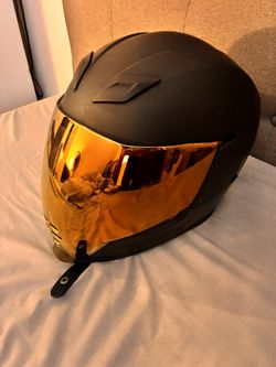 Icon Helmet