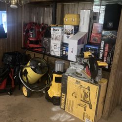  **🚨 The Ultimate Treasure Trove of Deals! Vacuums, Power Tools & Other Shenanigans 🚨**