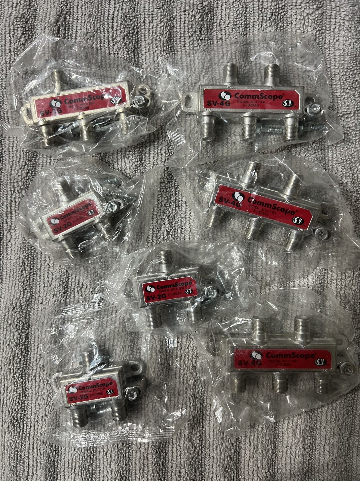 Lot Of 89 DIGITAL TV / INTERNET SPLITTERS.