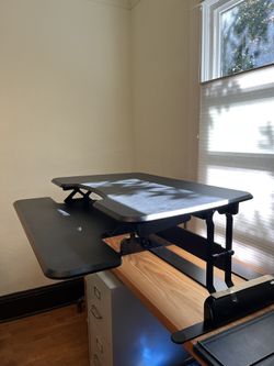 Varidesk essential 36 Standing Desk