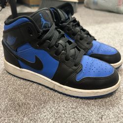 Air Jordan 1 Mid