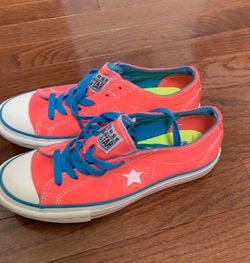 Women’s Size 6 Neon Converse All Star