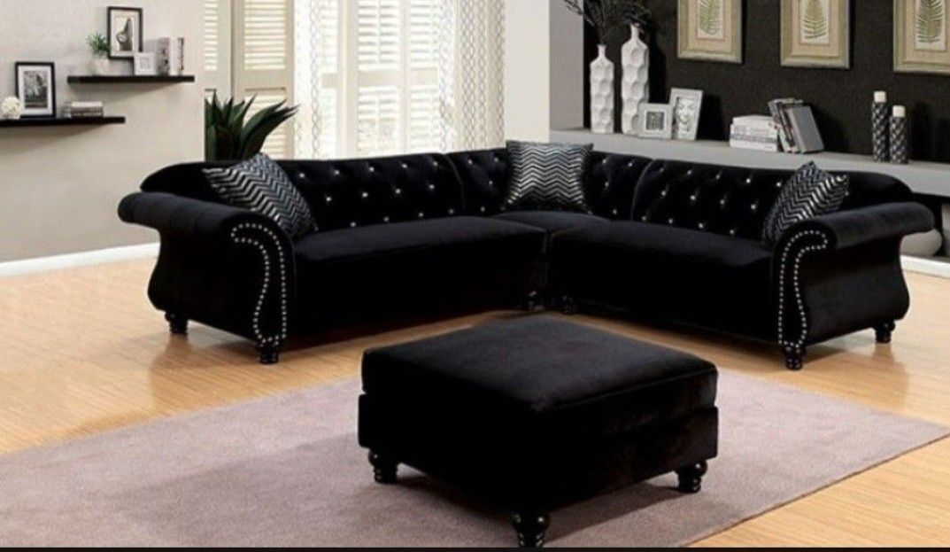 Brand New Black Elegant Sectional Sofa (Ottoman Sold Separately)