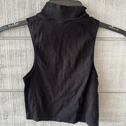 Women’s ZARA ribbed top size M&L