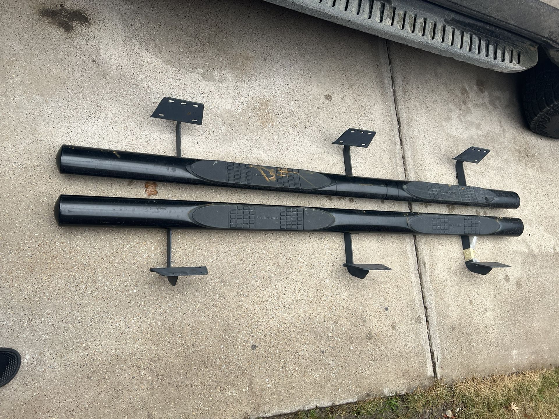 Solid Nerf Bar Side Steps