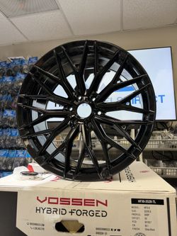 4 Wheels VOSSEN HYBRID FORGED HFX6 22x9.5 Offset +30 6x139.7 Gloss Black Lexus