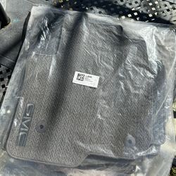 GMC Sierra Floor Mats 