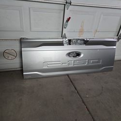 FORD F150 OEM TAIL GATE
