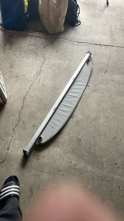 Retractable Rear Cargo Cover