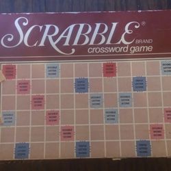 Vintage Scrabble Game Selchow Righter 70s