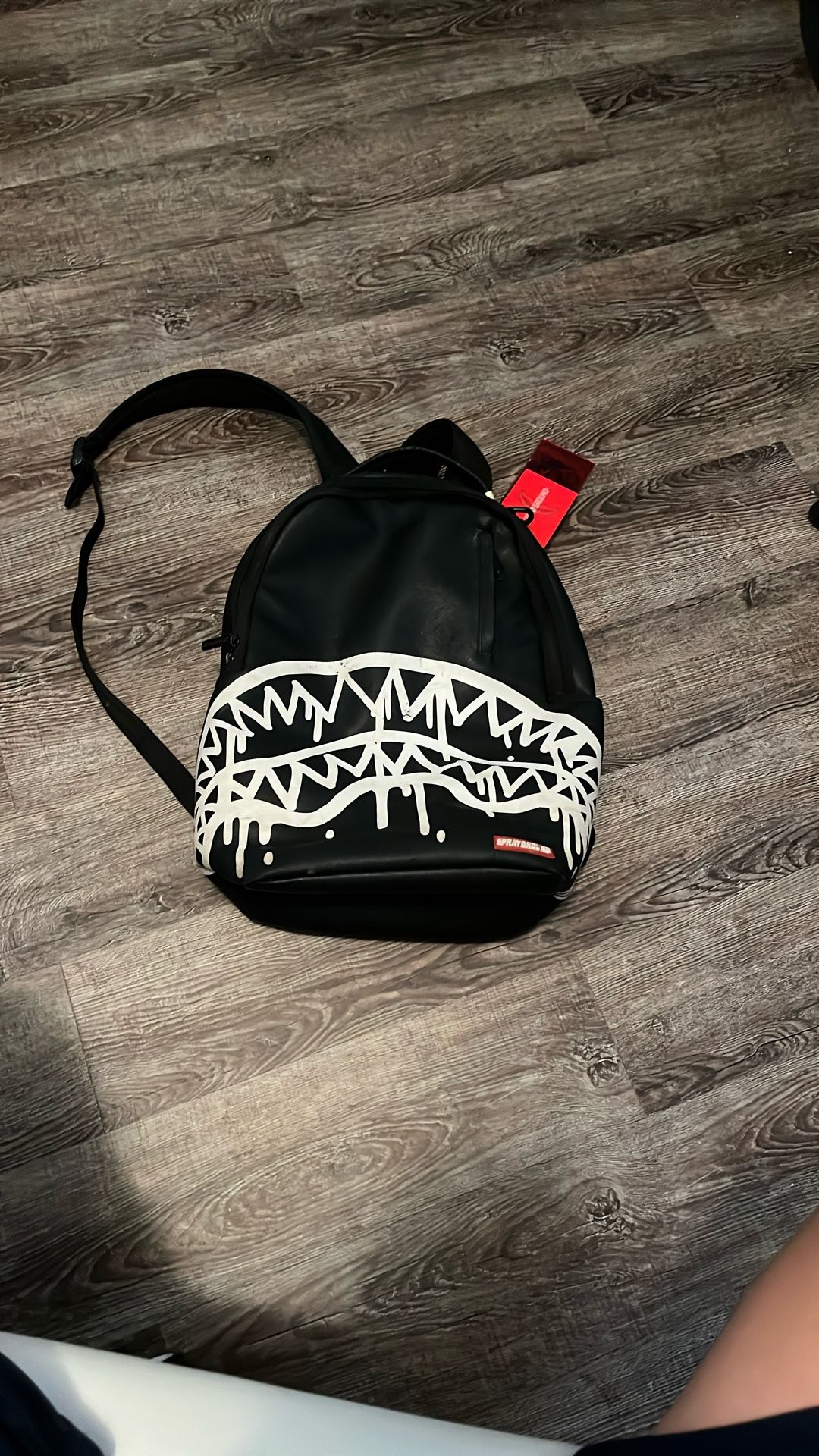 Black Spray ground Backpack
