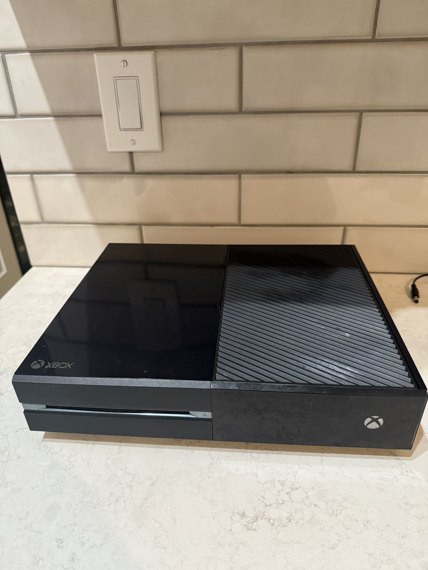 Xbox One + RDR2 + Fallout 76