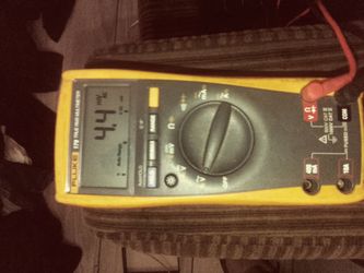Fluke 179 multimeter