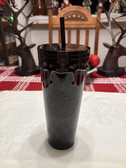 New Starbucks Black Drip Tumbler 