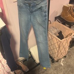 Wallflower Jeans