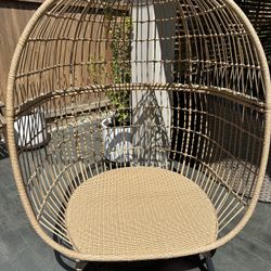 Excellent Condition Egg Chair