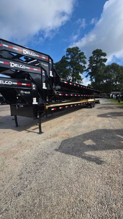40' Delco Deckover with Mega ramps or Straight Deck