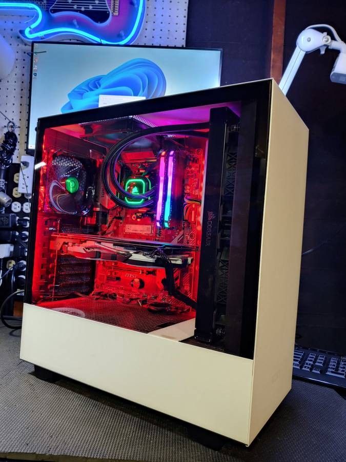 MSi Gaming PC, Windows 11, 1TB SSD, Ryzen 7, 16 GB Ram, AMD Radeon GPU - $460