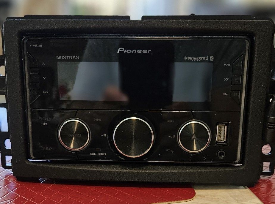 MHV-S622BS BLUETOOTH DOUBLE DIN CAR STEREO