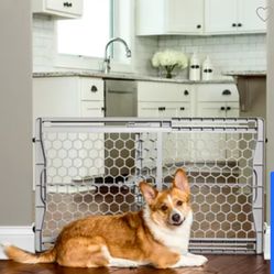 Portable Expandable pet gate $25 firm