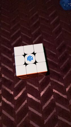 Gan V100 Rubix cube