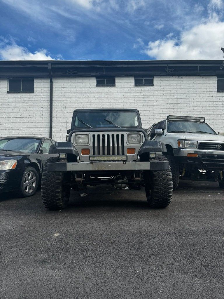 Jeep Warangler Laredo 1989 💥💥price Negotiable 