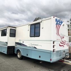 2000 Fleetwood Southwind 32V