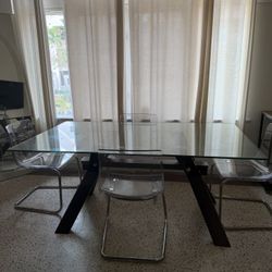 Dinning Room Table With Chairs 