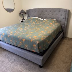 Bed Frame w/Mattress (King)