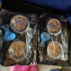 Pitbull’s with rubber holder and scooper $10 each