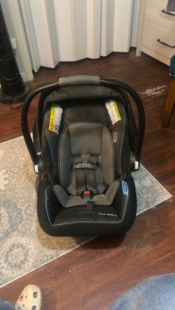 Infant car seat