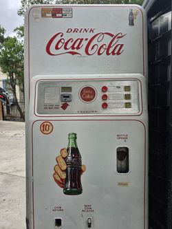 Coca Cola Machine