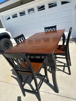 Counter Height Dining Table with 6 Chairs